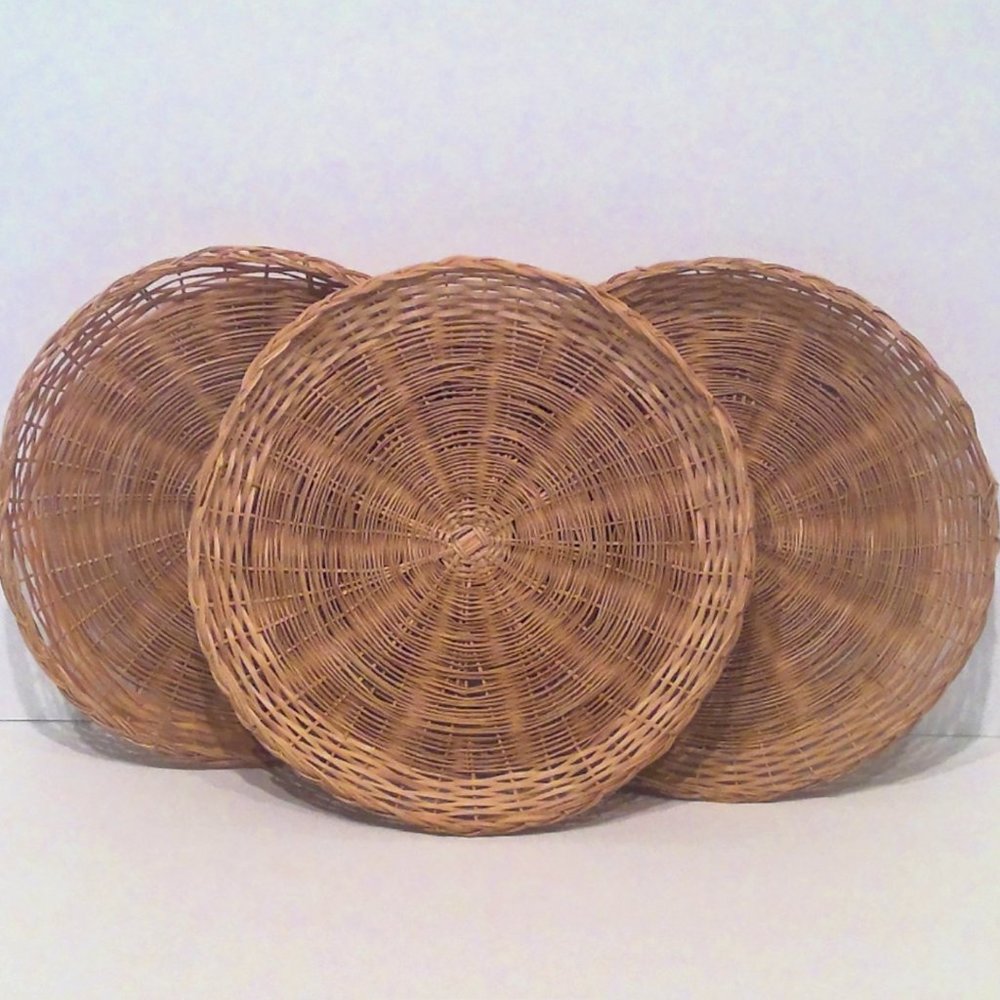 Round Woven Plates Set of 3